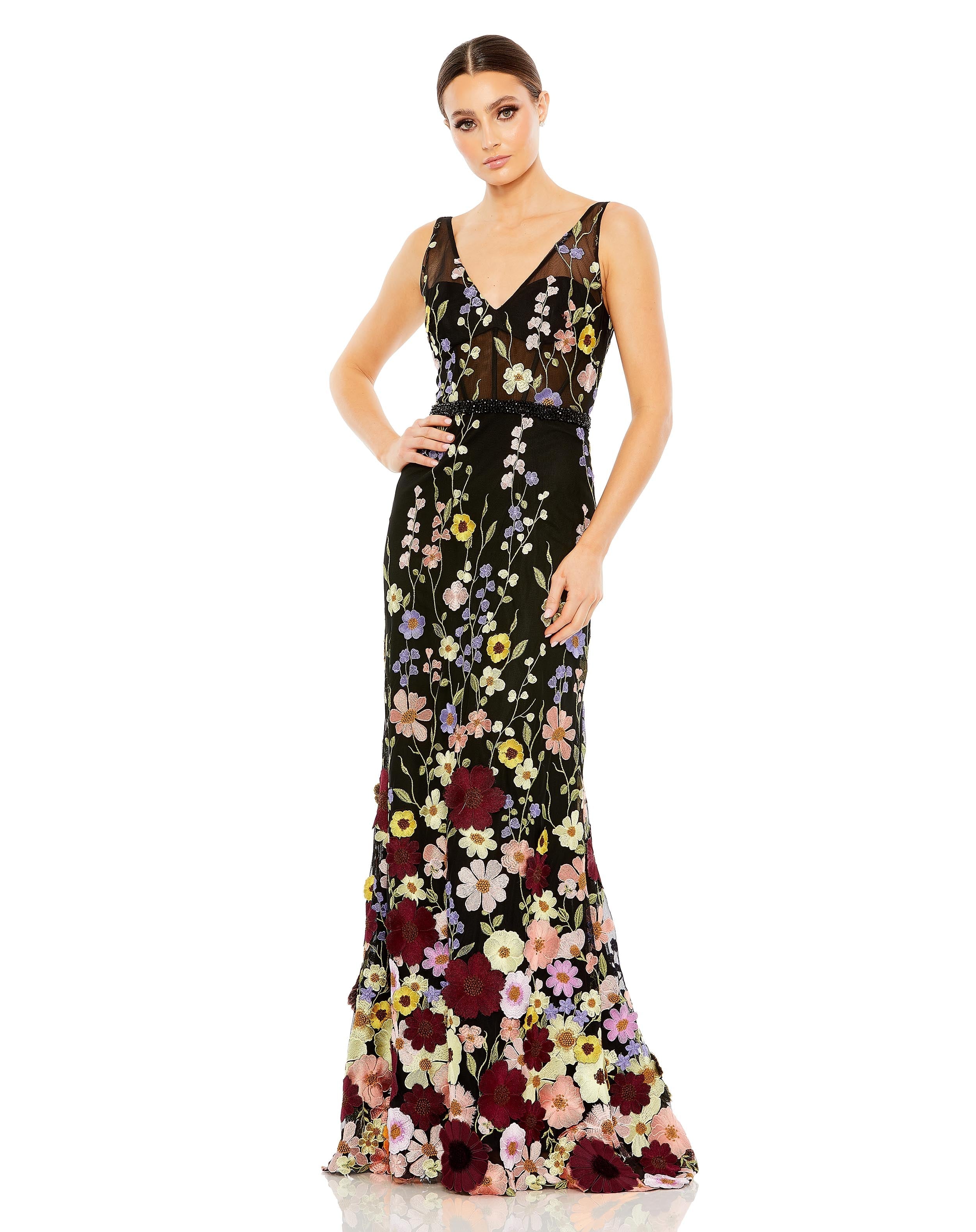 Mac Duggal - Black Embroidered Tulle Sleeveless V Neck Gown