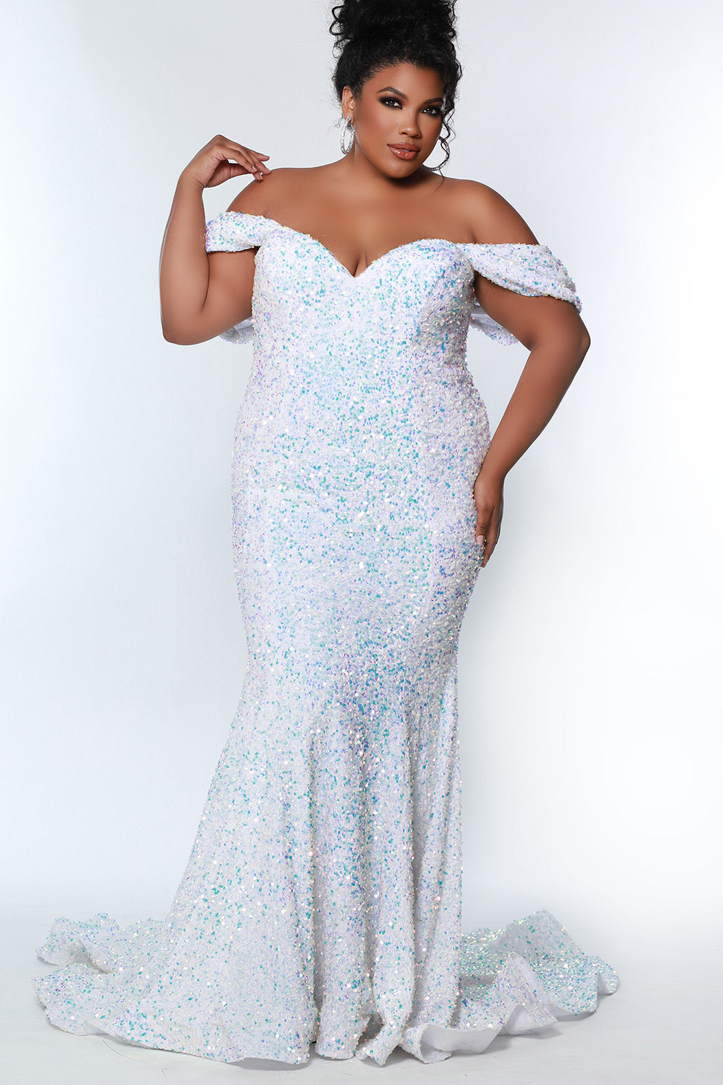 Johnathan Kayne for Sydney's Closet Women's Off The Shoulder Plus Size Sequin Velvet Fitted Formal Gown - Unicorn
