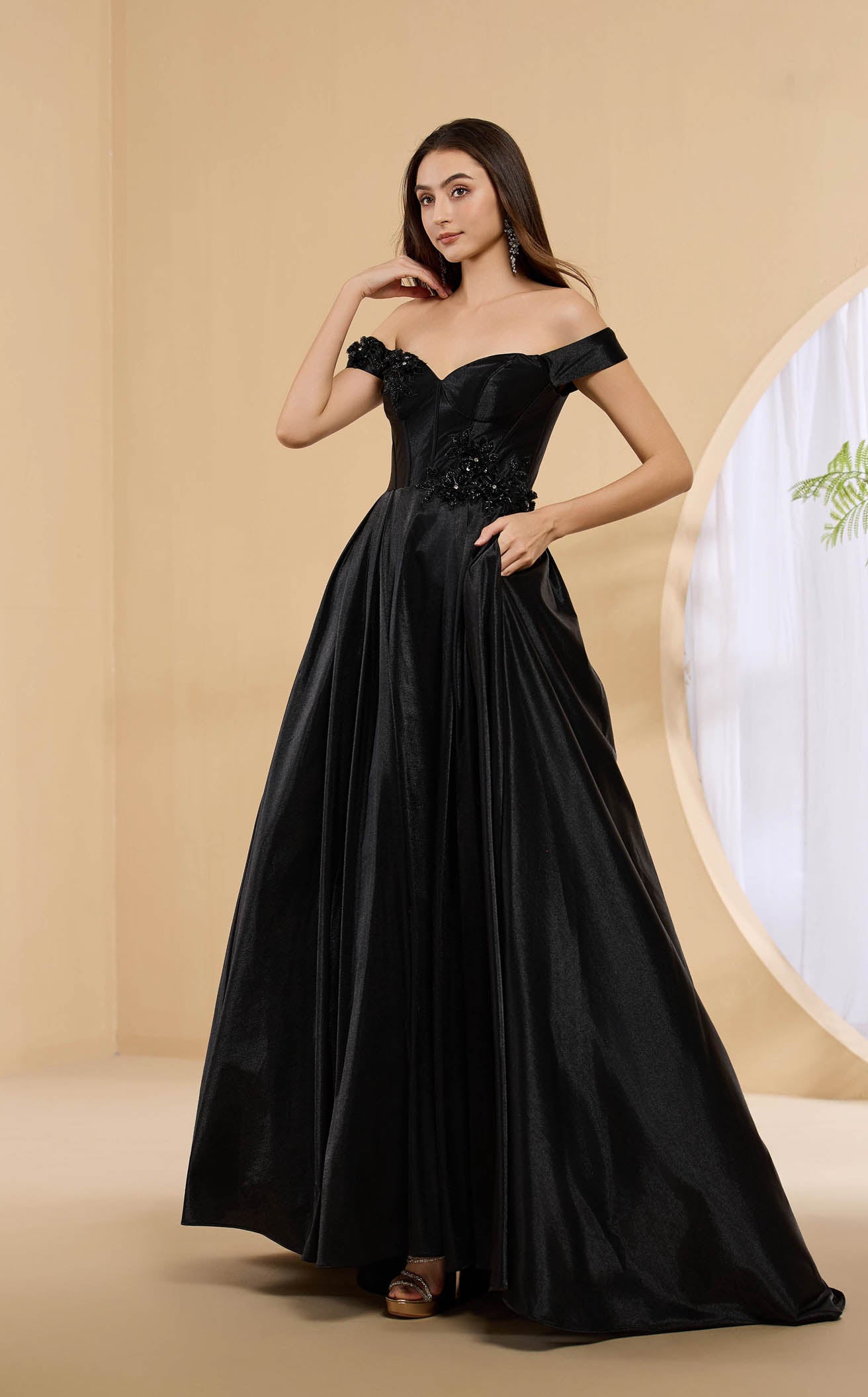 Lucci Lu 1472 Off-the-Shoulder Sweetheart Short Sleeve Corset Prom Dress 2026, Black / 20