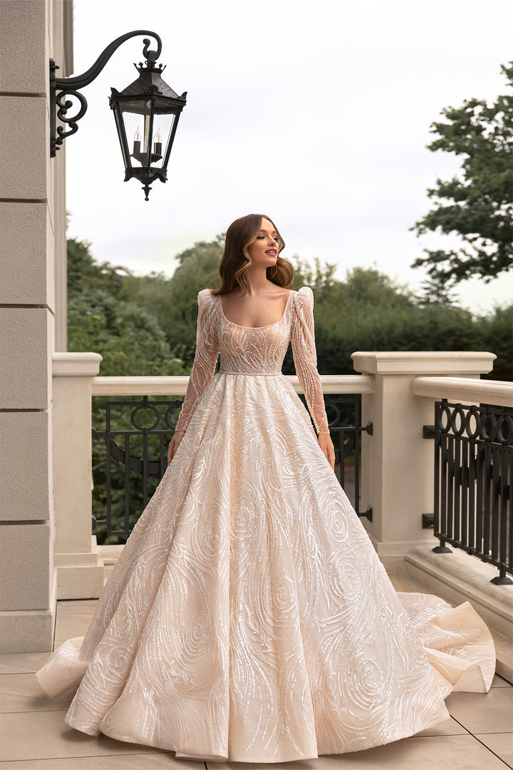 Maria Anette 5302 with Veil - FOSTANI