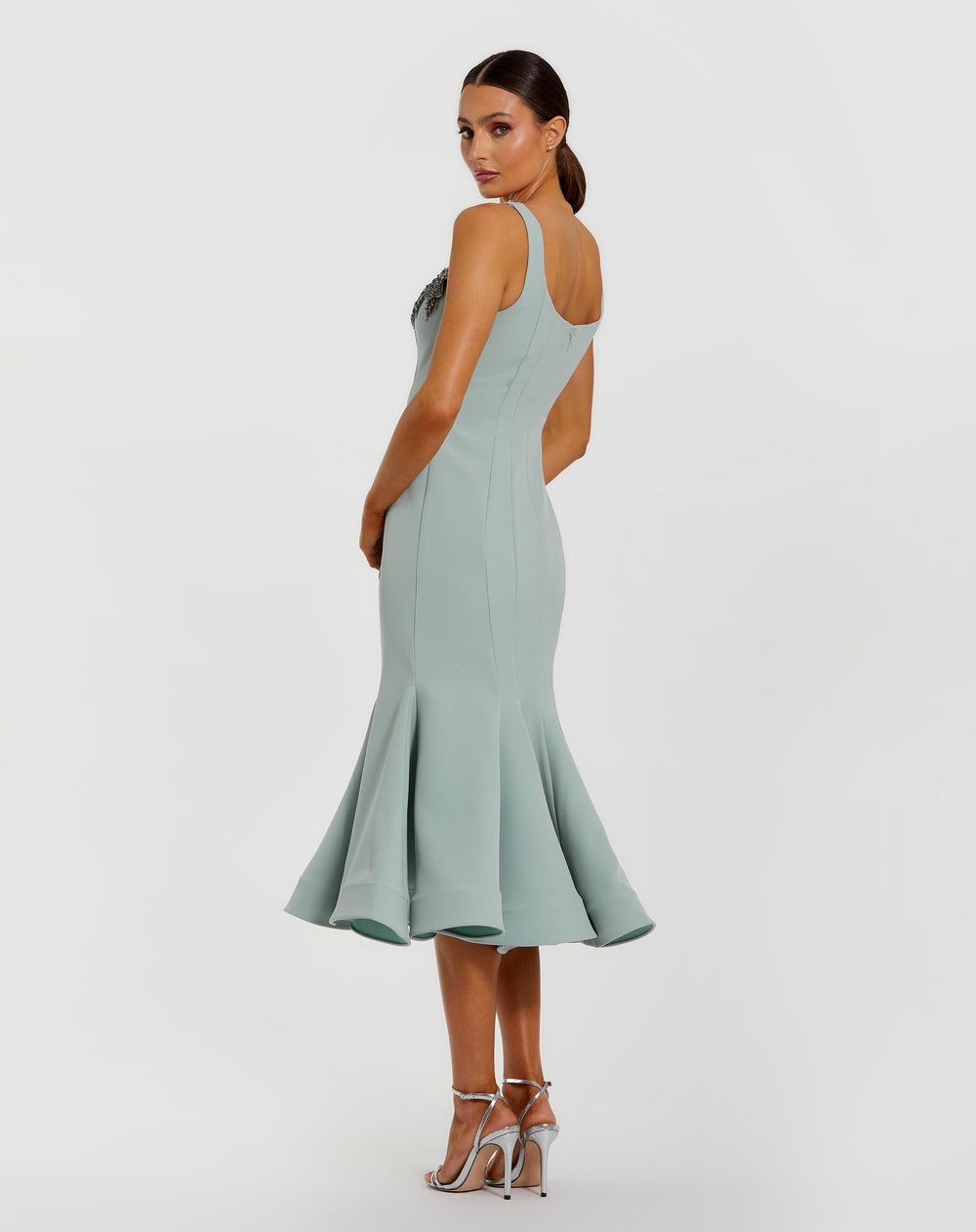 Green Sleeveless Midi Dress With Floral Embellishments - FOSTANI.com