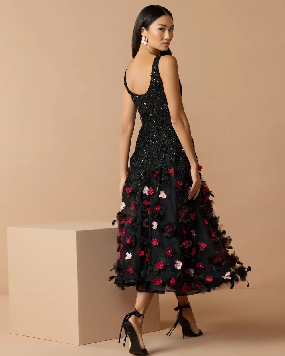 Black Sleeveless Beaded Midi Dress With 3D Flowers - FOSTANI.com