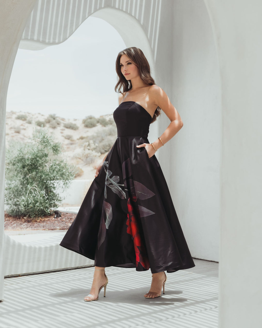 black mac duggal dress Sleeveless Jersey Gown With 3D Flower Detail, Womens, 8, Multi rise square back Mac Duggal Crepe Printed Strapless