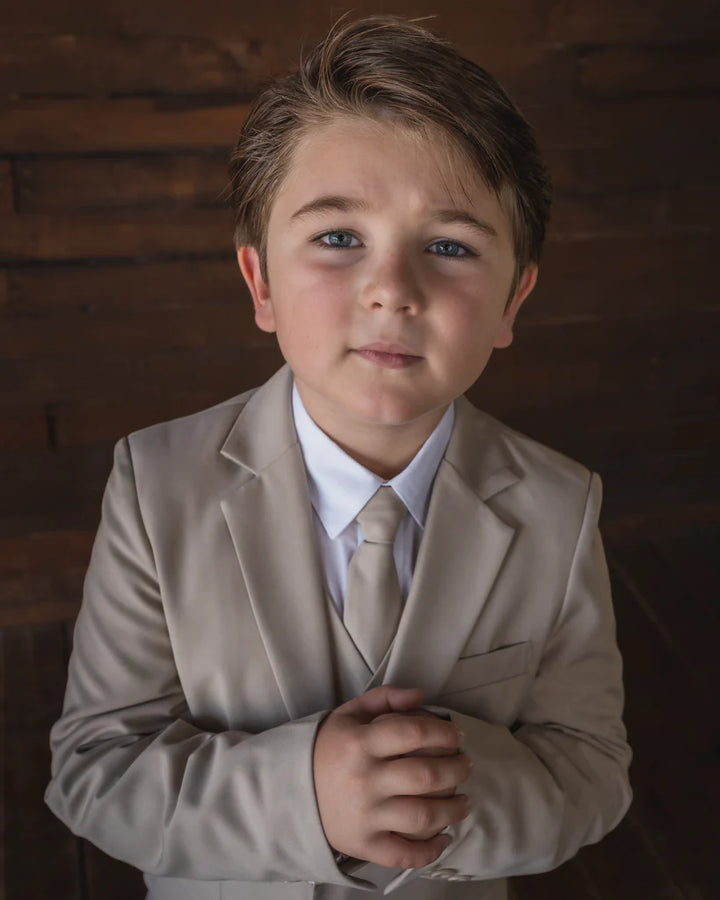 بدلة رمل 007 من مجموعة زبدة الفول السوداني