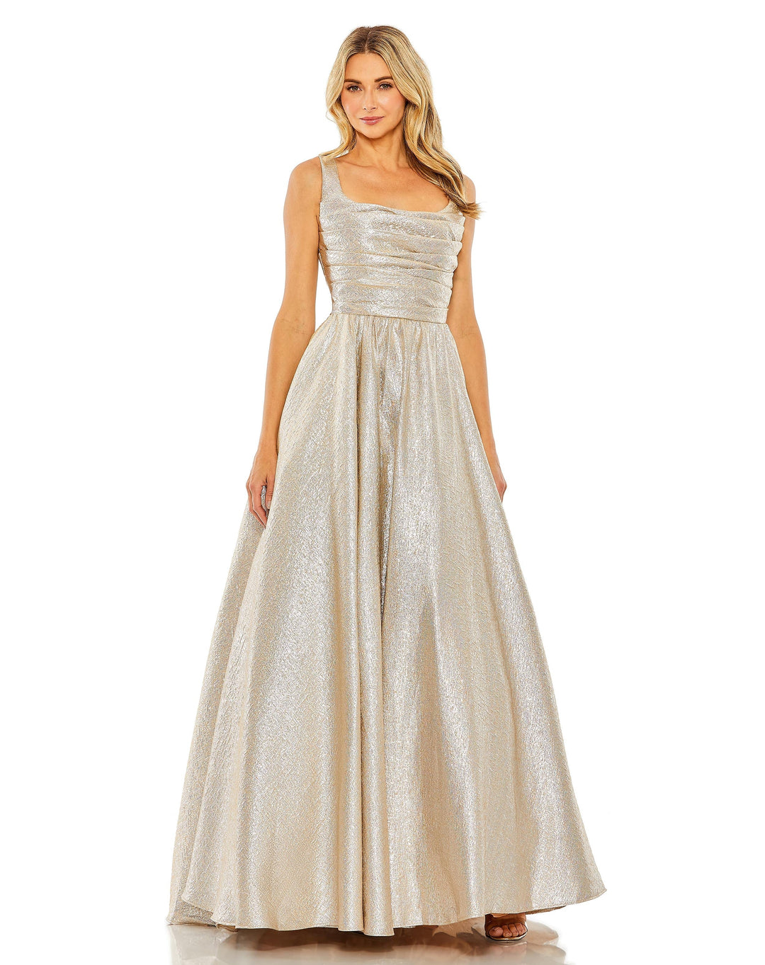 Black Metallic Pleated Bodice Ballgown | Mac Duggal US 8 Black Metallic Pleated Bodice Ballgown | Mac Duggal US 8