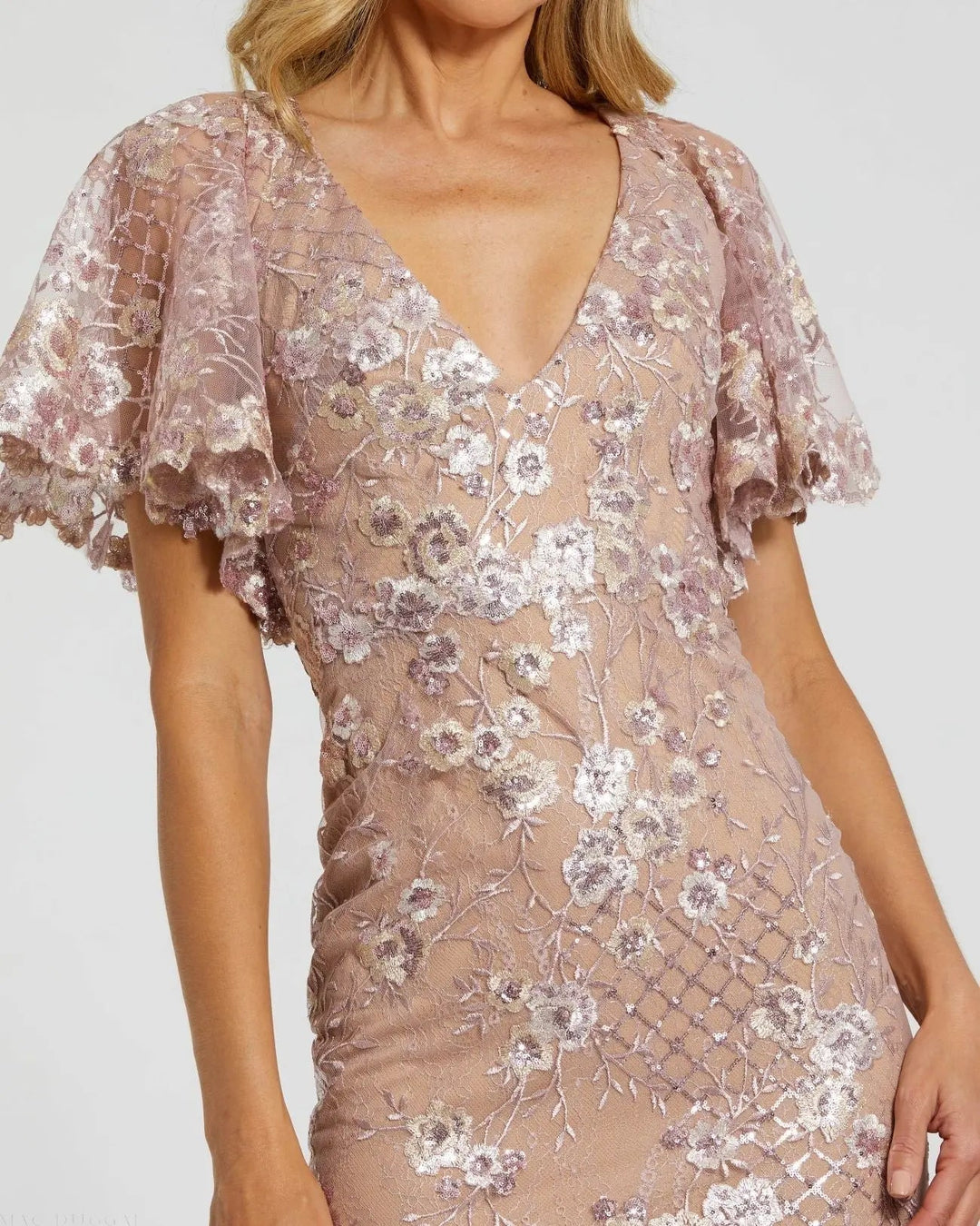 Mac Duggal - Pink Embellished Lace V Neck Butterfly Sleeve Gown Mac Duggal - Pink Embellished Lace V Neck Butterfly Sleeve Gown