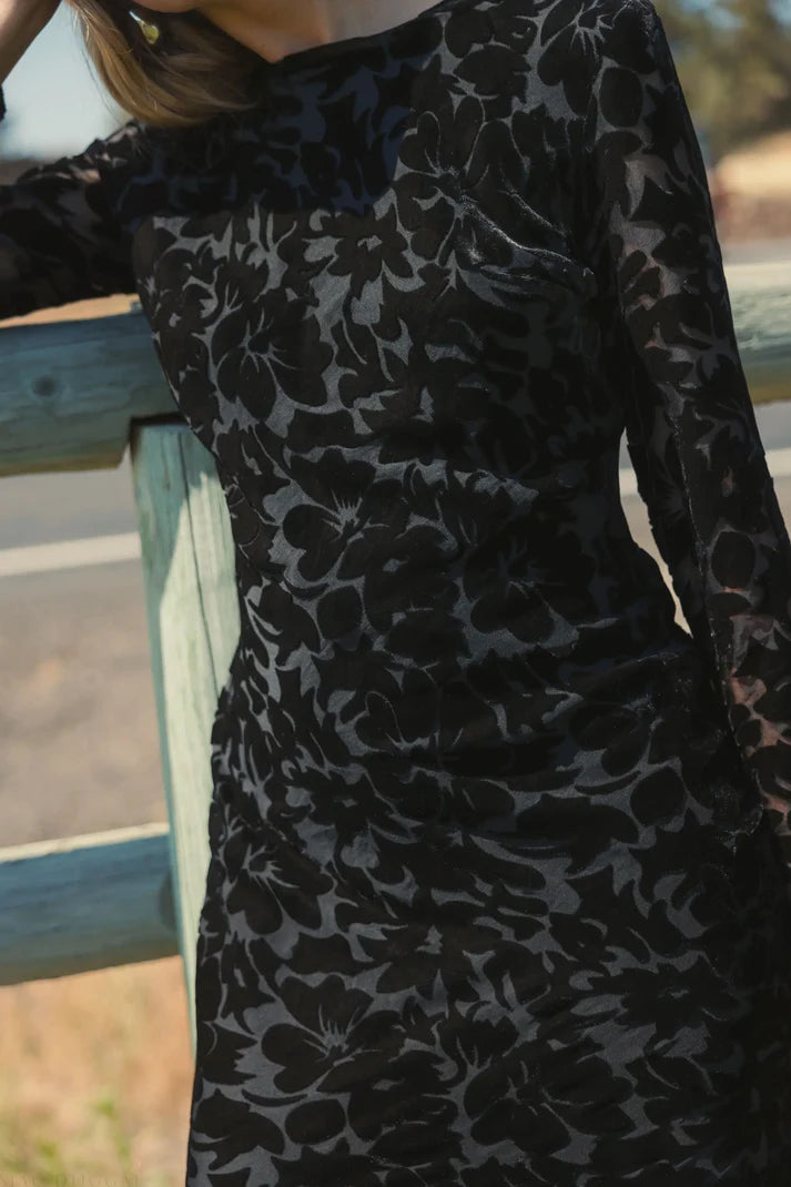Mac Duggal 81129 Size 18 Only - FOSTANI.com