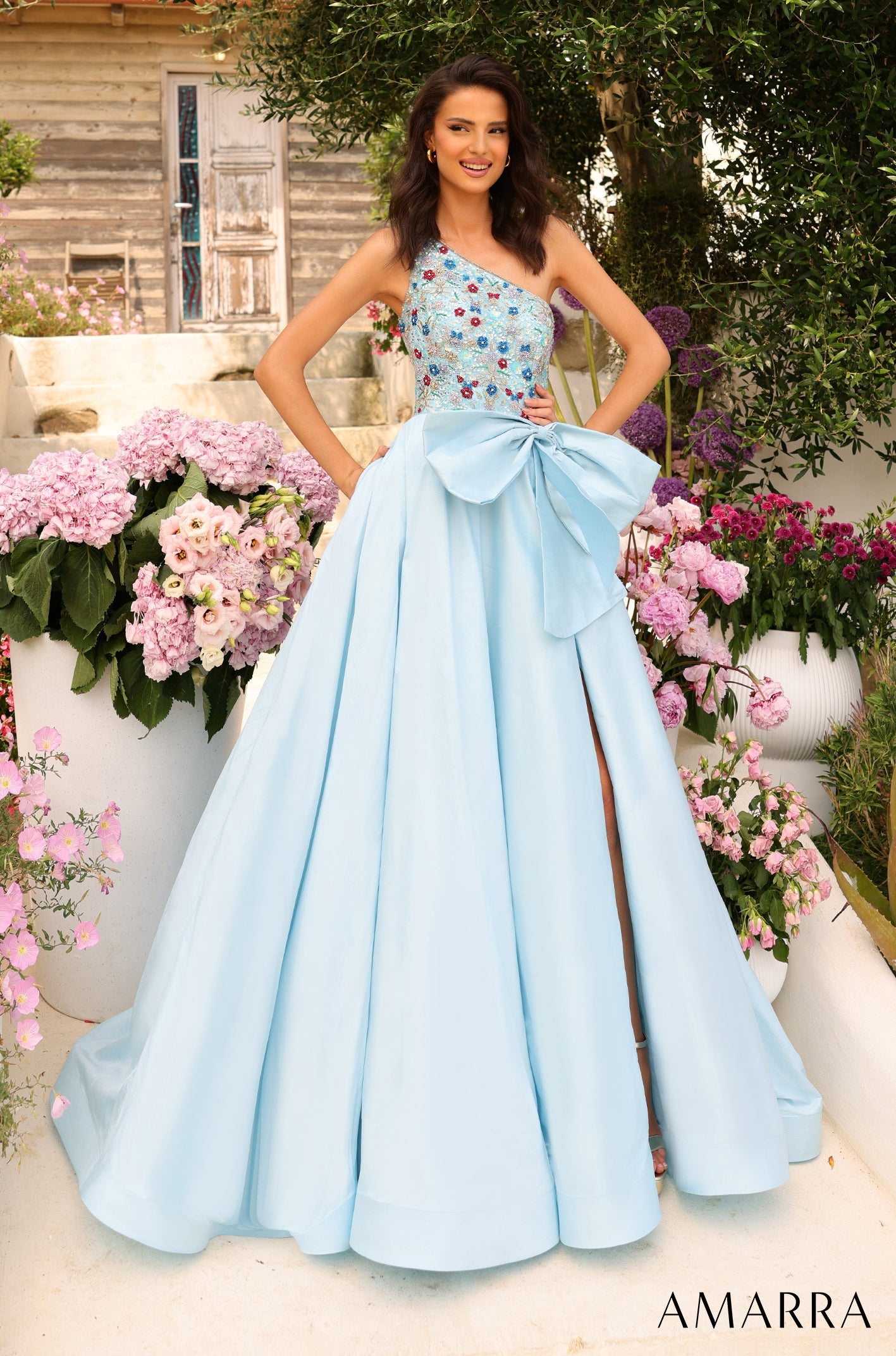 Party 2025 gowns online