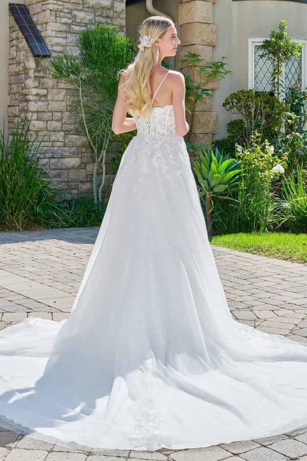 beaded embellished wedding dress What is a Beaded Wedding Dress? - Pretty Happy Love - Wedding Blog