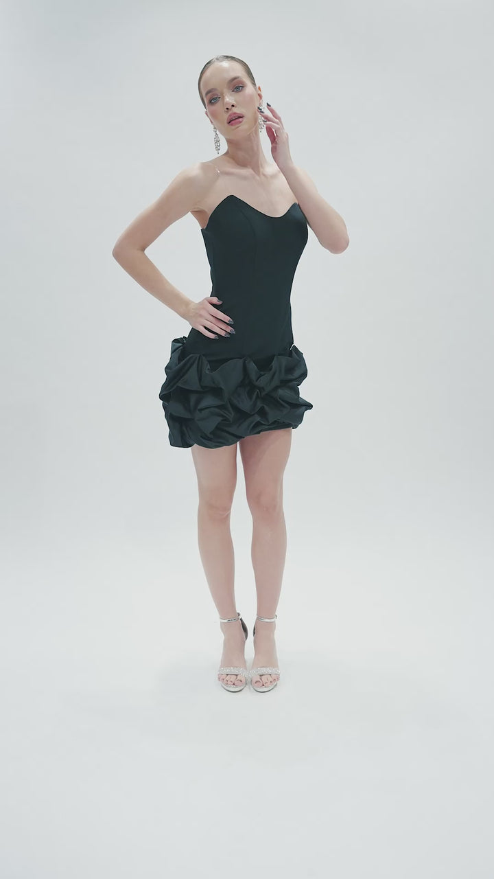 فستان أودريللا 2005