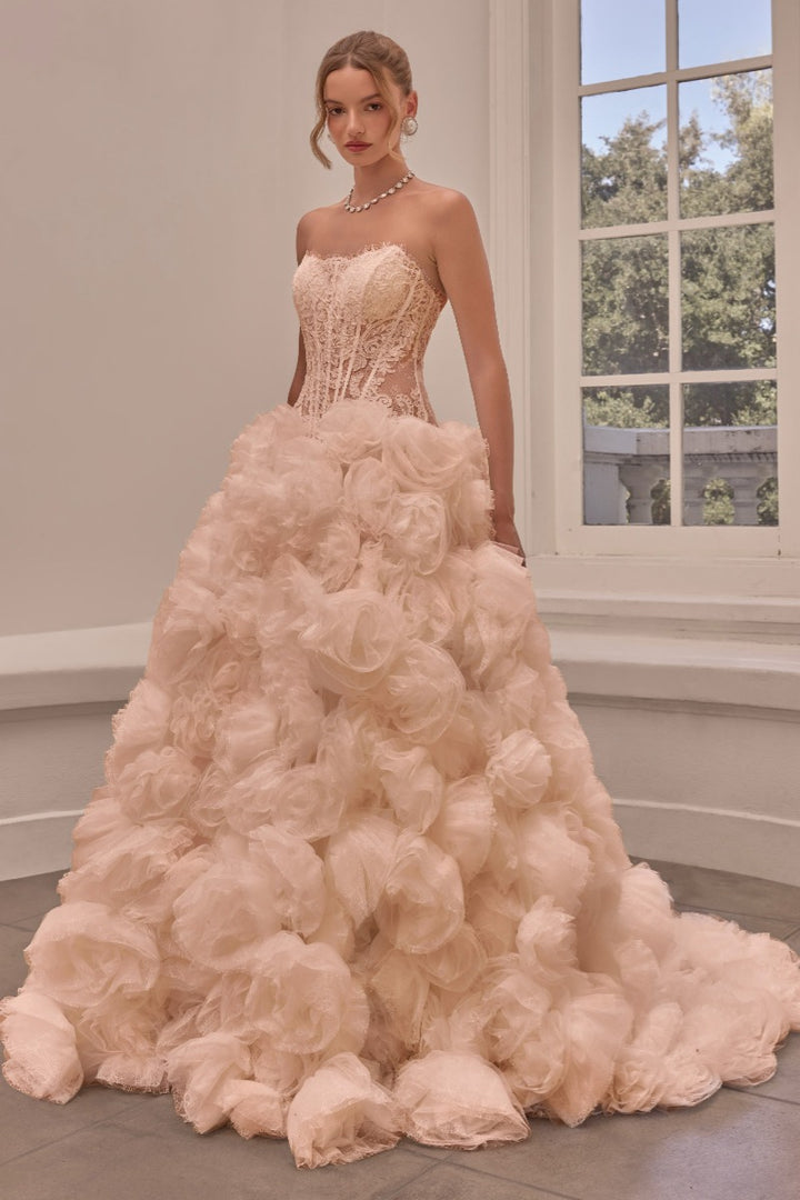 Andrea & Leo Couture WL092 front