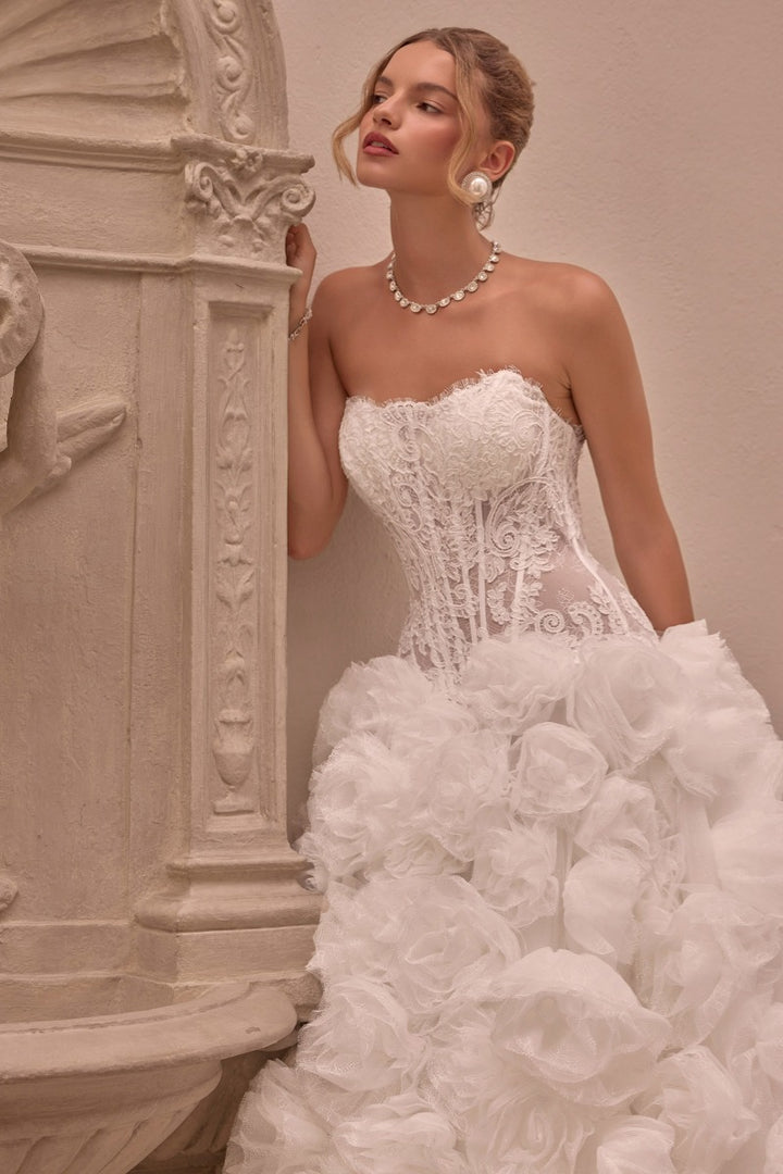 Andrea & Leo Couture WL092 detail view