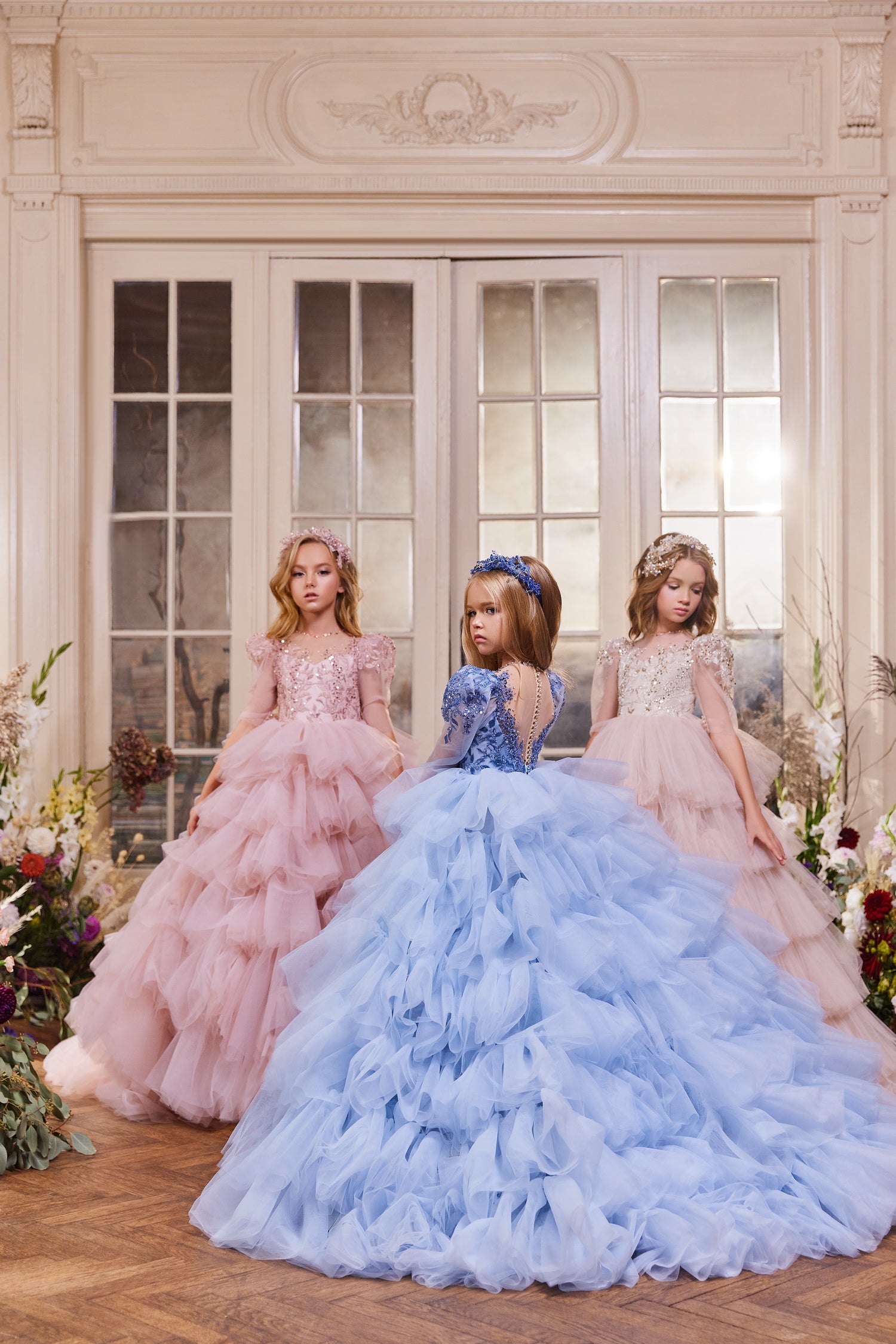 designer kids dresses Pentelei 3407 Illusion Neckline Three-Quarter Puff Sleeves Ball Gown Dress BLUE / 34 (9-10 YEARS) 3D Floral Appliqués Elizabeth Hurley recreates iconic Long dress 尺寸:3XL