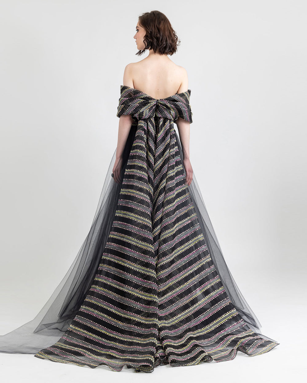 serena-bridal-corset-by-vanyanis-modeled-by-stefania-ferrario - Vanyanis